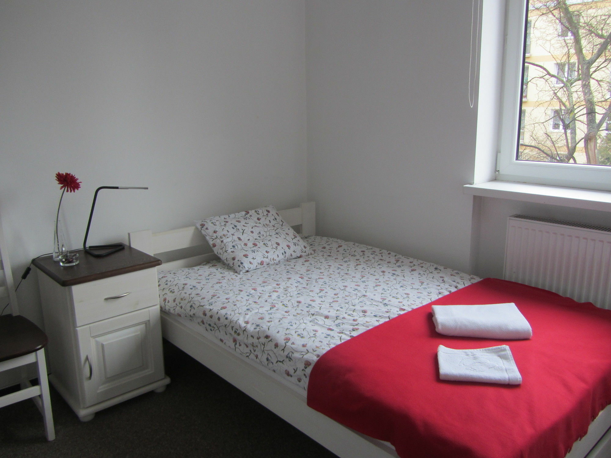 Ll20 Hostel Warschau Buitenkant foto